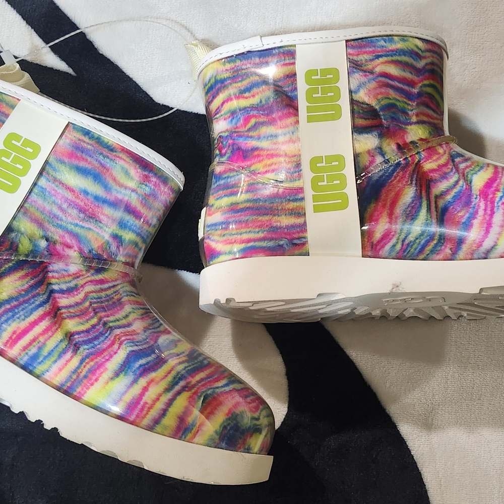 UGG Kids Multicolor Striped Boots